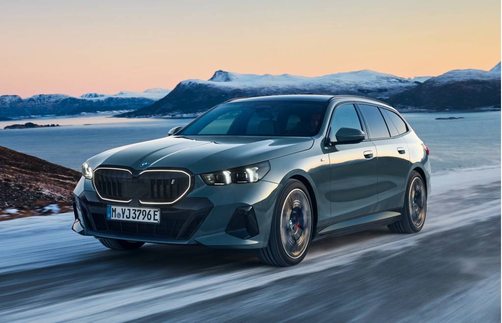 2024 BMW i5 Touring