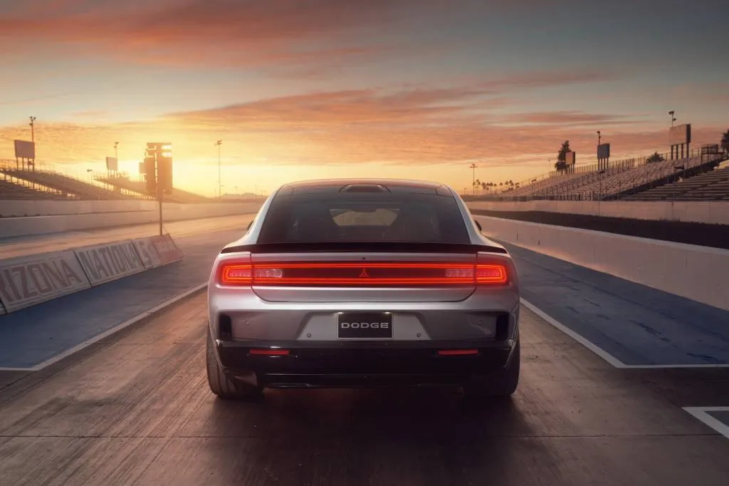 2024 Dodge Charger Daytona delivers on EV muscle automotive hype Car