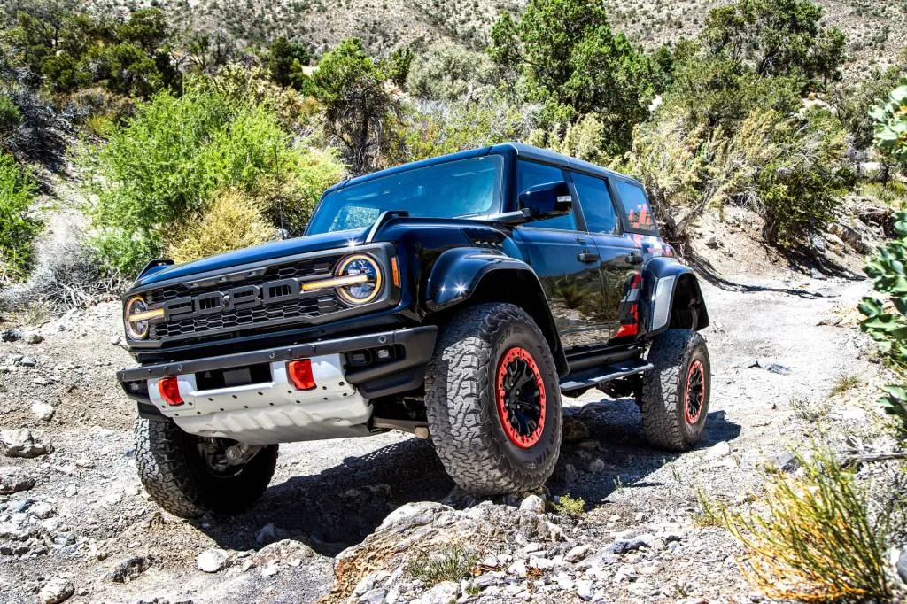 2024 Ford Bronco drops base mannequin, now prices 41,025 Motocourt