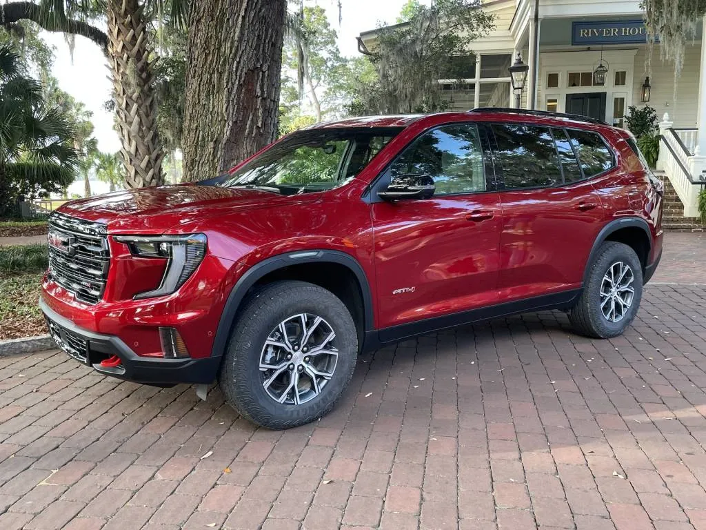 2024 GMC Acadia