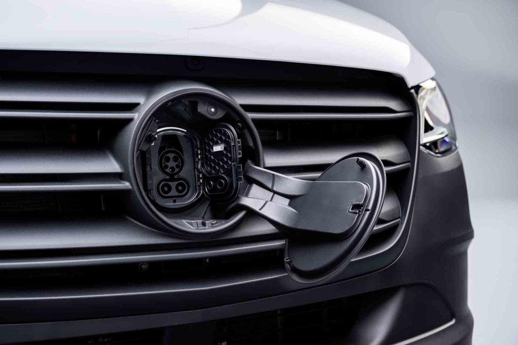 Mercedes Benz eSprinter från 2024