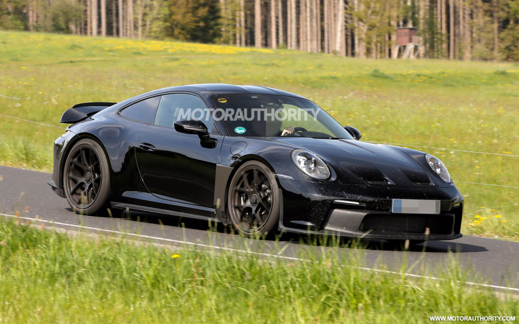 2024 Porsche 911 S/T spy shots - Photo credit: S. Baldauf/SB-Medien