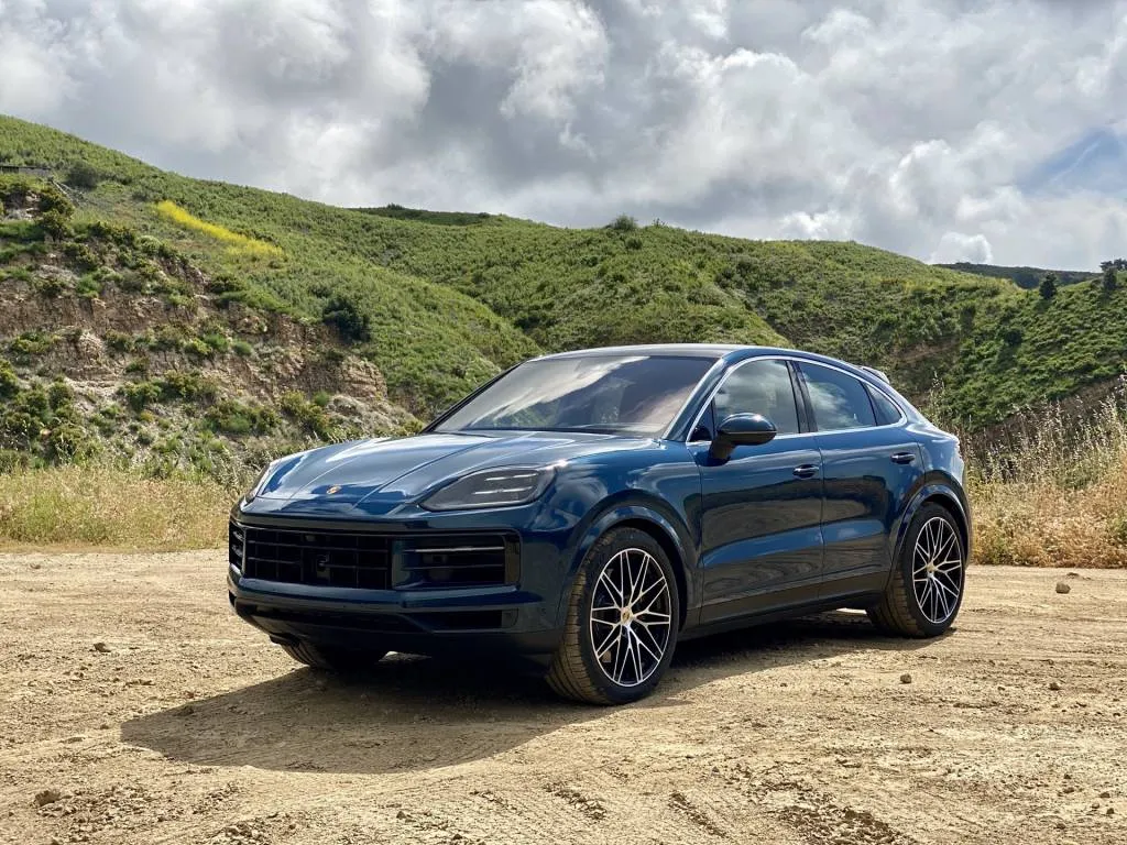 Porsche Cayenne Coupé 2024 dimensions, boot space and electrification