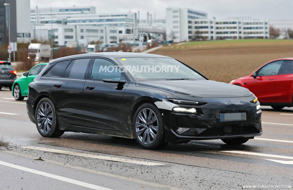 2025 Audi A6 Avant E-Tron spy shots - Photo credit: Baldauf