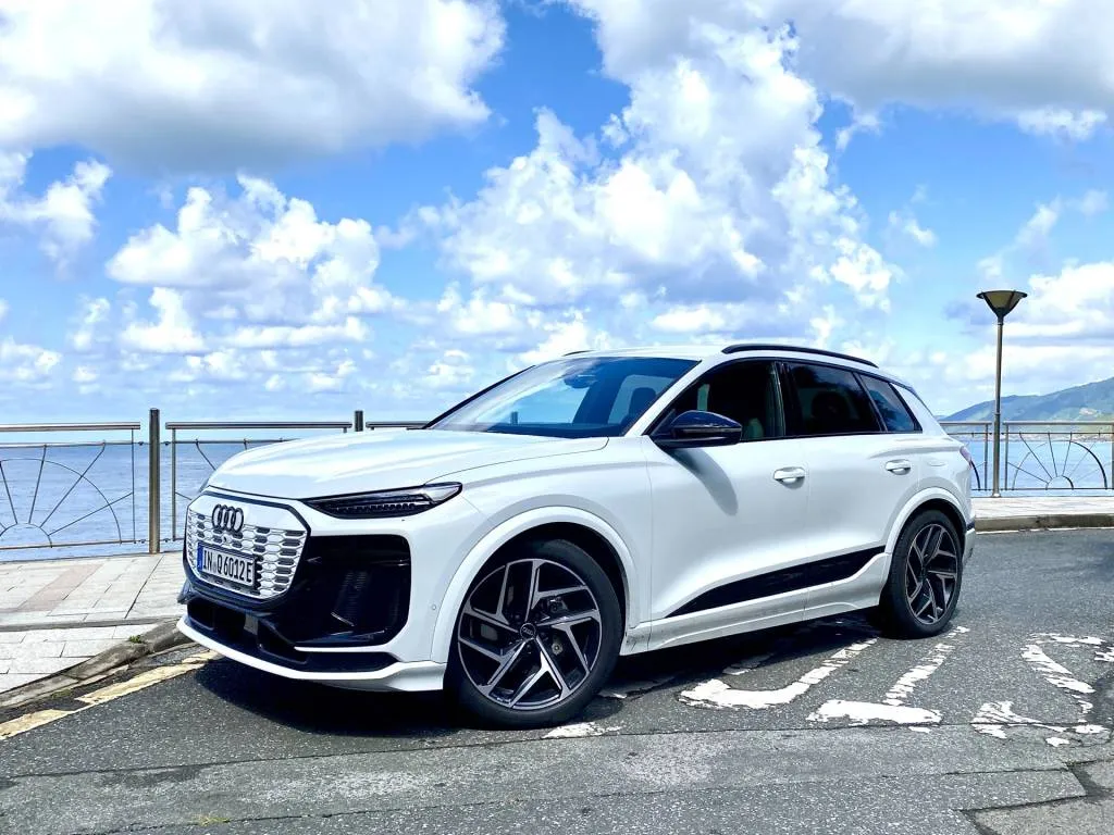 2025 Audi Q6 E-Tron Review: Prices, Specs, and Photos - The Car Connection