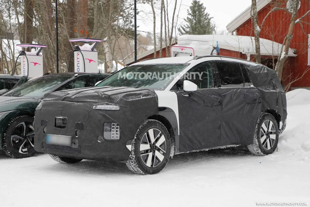 2025 hyundai ioniq 7 spy shots  photo credit baldauf 100923758 l - Auto Recent