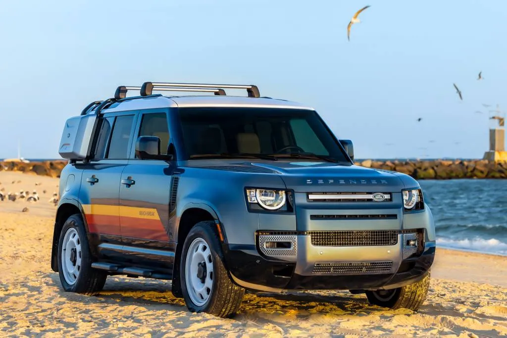 2025 Land Rover Defender Beach Break