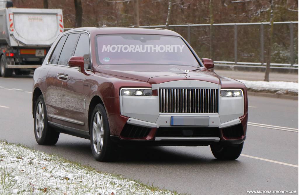 Take An Early Look At The Facelifted Rolls-Royce Cullinan