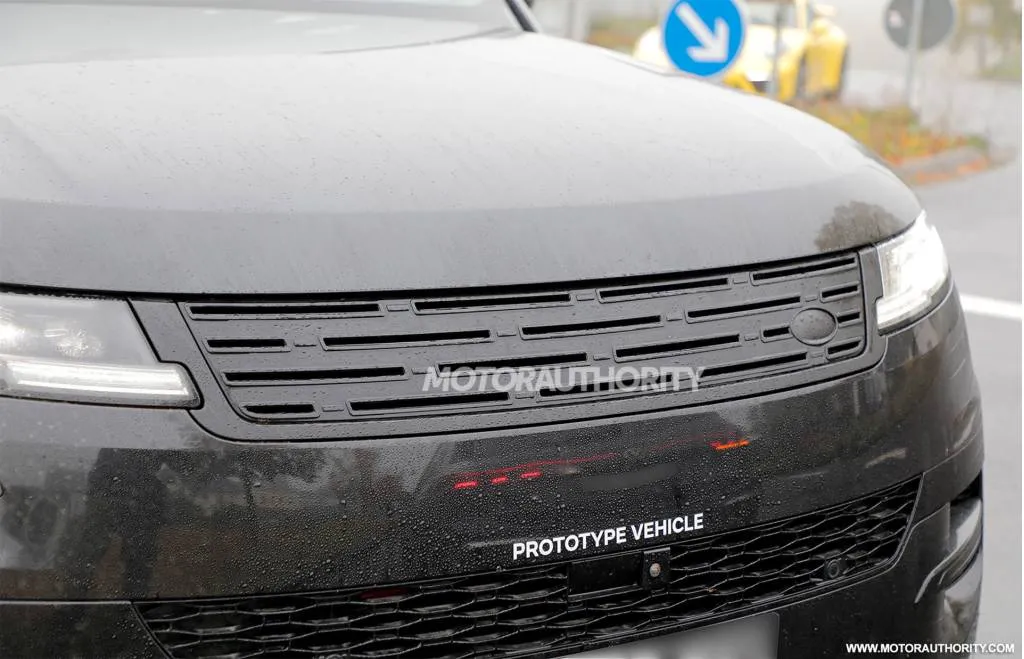 2026 range rover sport electric spy shots  photo via baldauf 100945572 l - Auto Recent