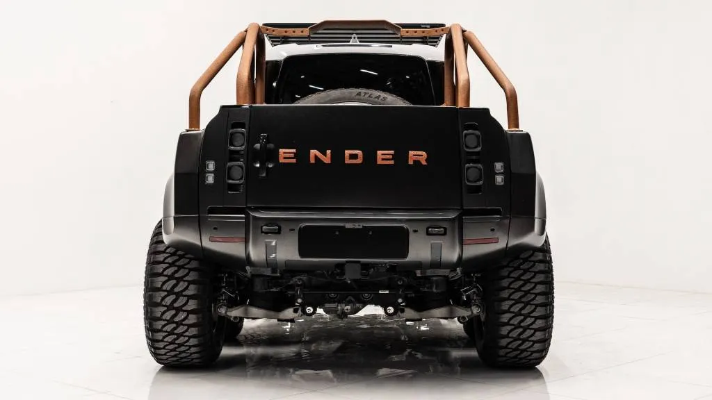 Apocalypse Manufacturing World Ender Land Rover Defender