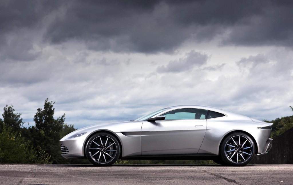 Aston martin db 10