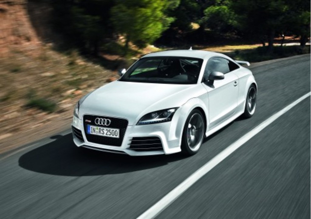 Today in Car News: Audi TT RS, Honda CR-Z, and Saturn Redux lead image