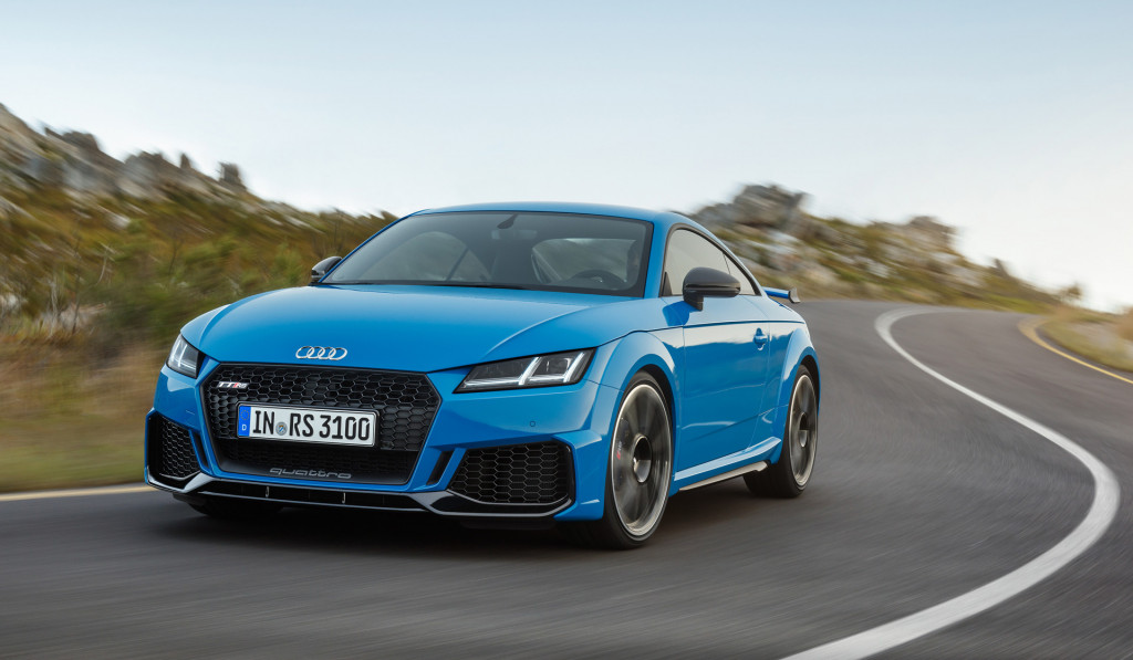 audi-tt-rs_100690665_l.jpg