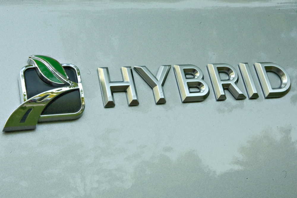 Badge on 2009 Mercury Mariner Hybrid