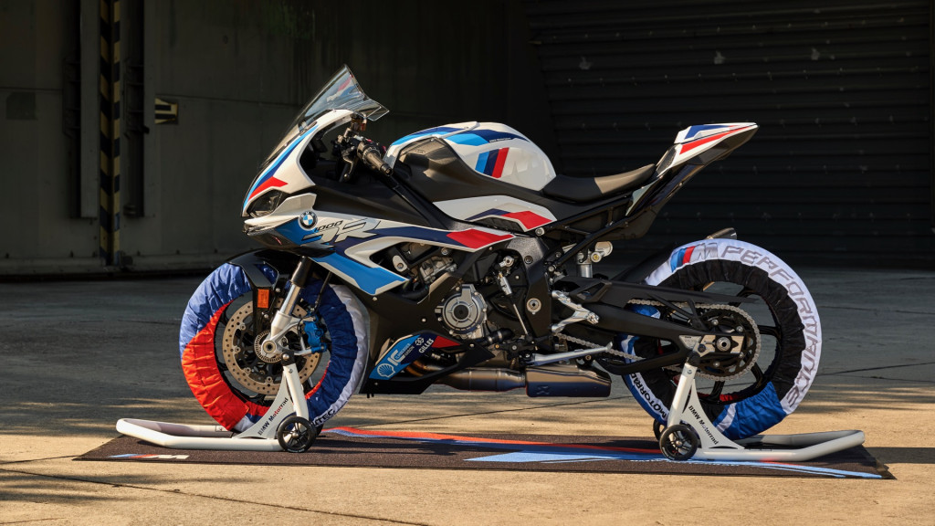 BMW M 1000 RR is the M division's first motorbike