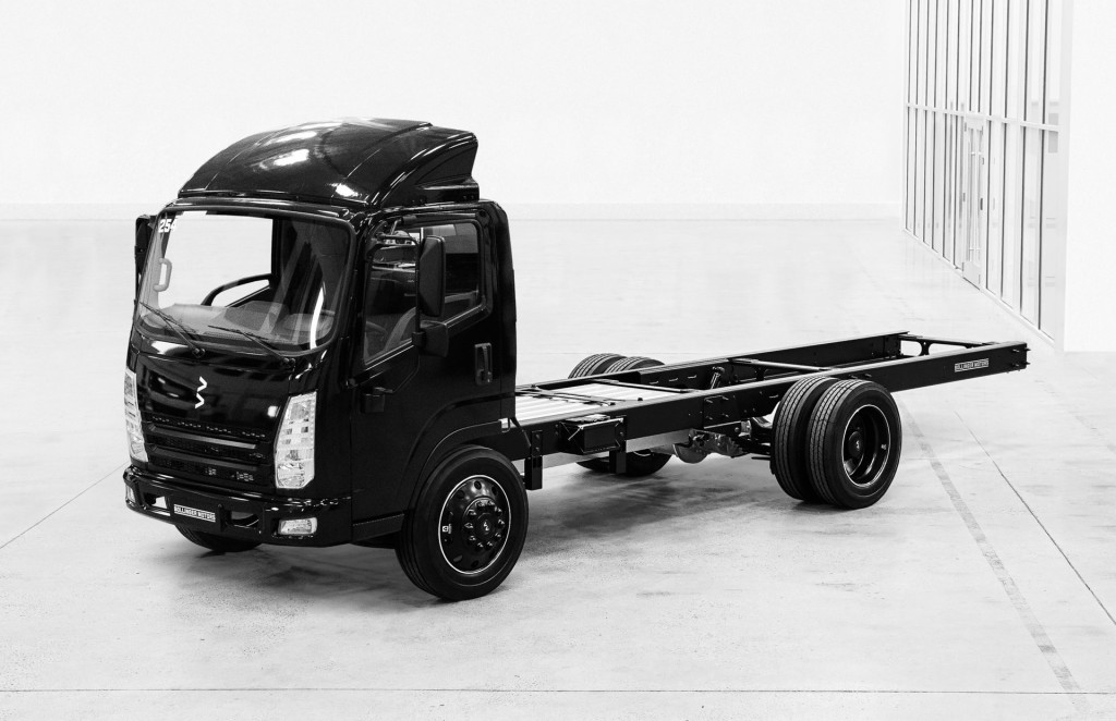 Bollinger B4 chassis cab