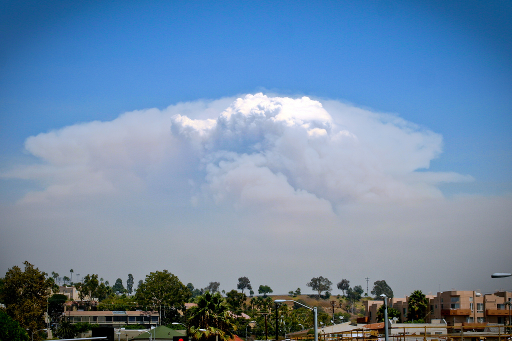 CA wildfire, by Flickr user modenadude