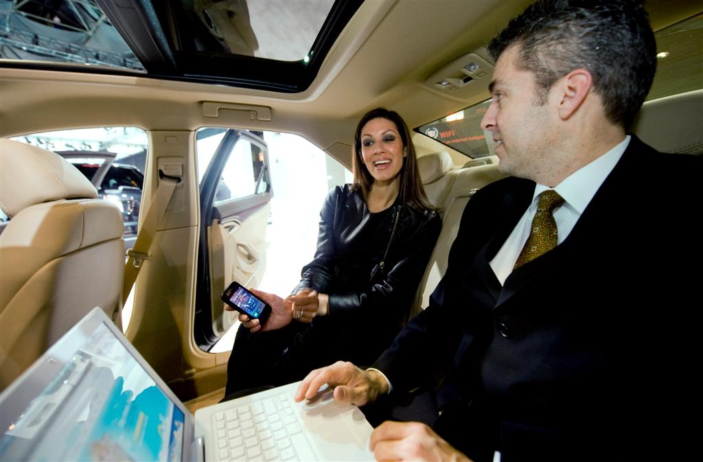 Cadillac WiFi demonstrated in a CTS sedan