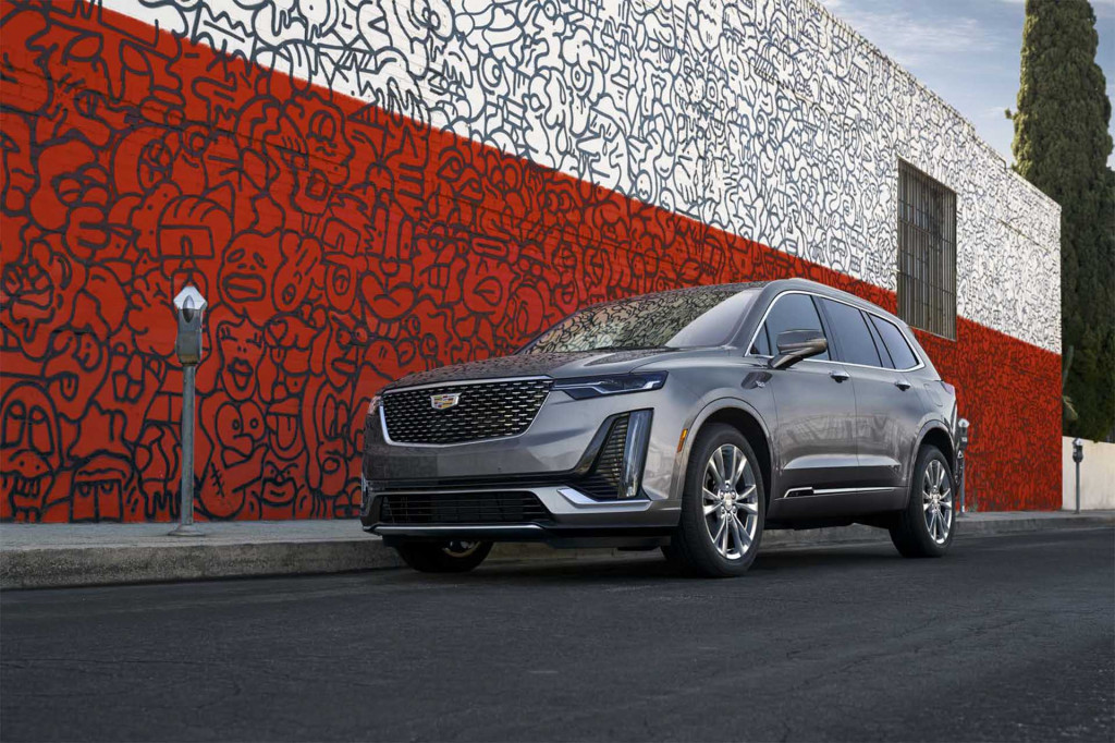 2021 Cadillac XT6 luxury crossover gets smaller engine, lower $49,985 starting price lead image