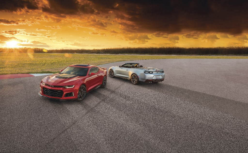 2022 Chevrolet Camaro (Chevy) Review, Ratings, Specs, Prices, and Photos -  The Car Connection