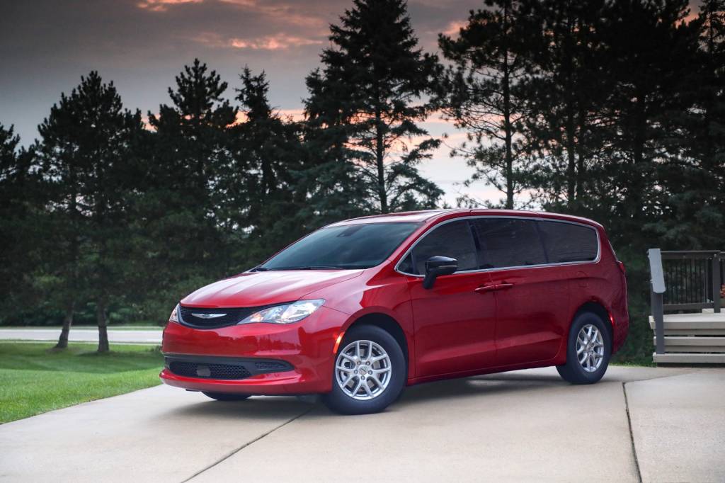 2025 Chrysler Voyager returns for $41,690