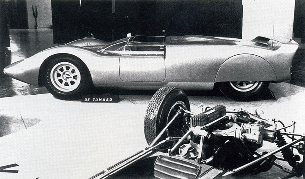 1965 Torino otomobil fuarında De Tomaso P70 (Sport 5000)