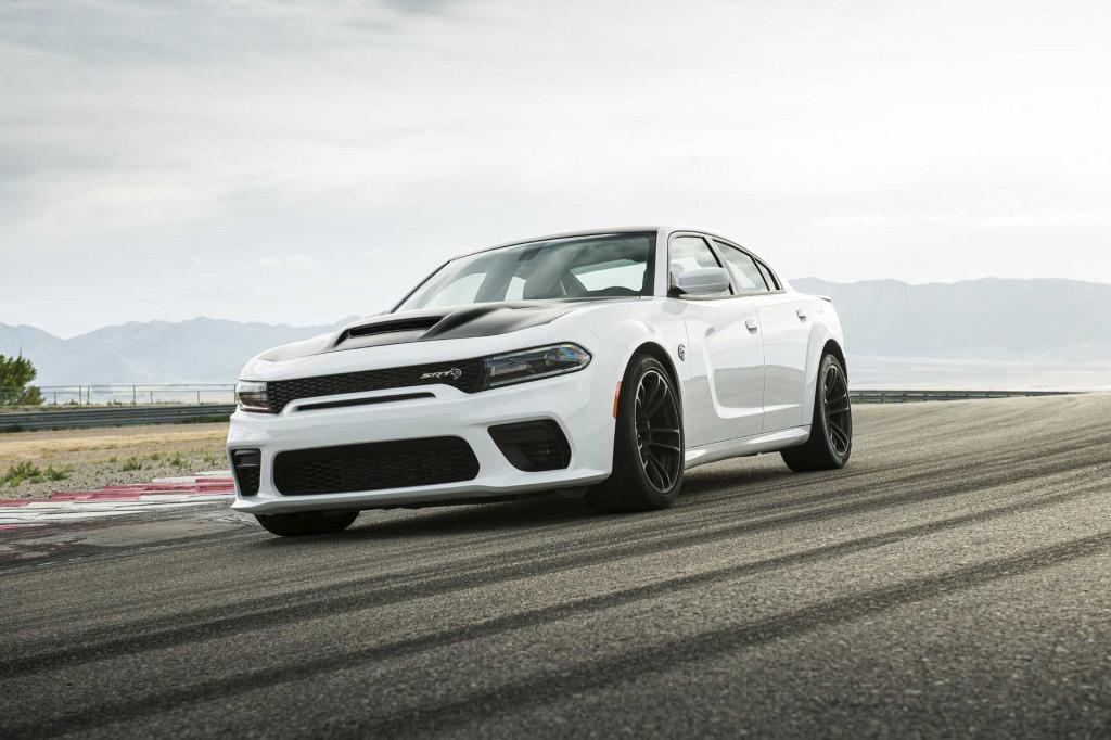 797-horsepower 2021 Dodge Charger SRT Hellcat Redeye is here to pick up the kids