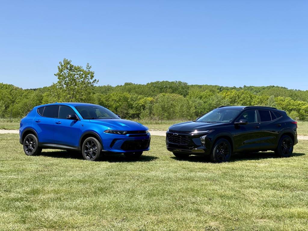 Chevrolet Trax vs. Dodge Hornet: Compare Compact Crossover SUVs - Vimarsana News