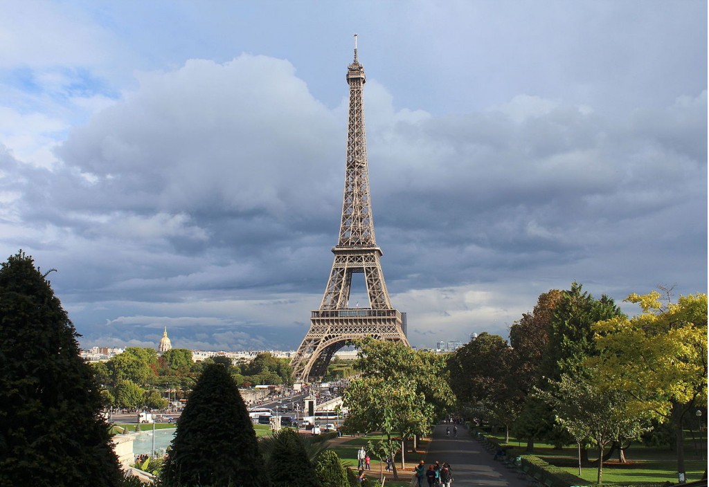 Sacre vroom! Paris bans cars in the city center