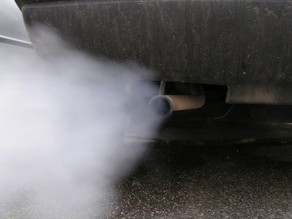 California regulators, automakers finalize pact for tougher emissions regulations lead image