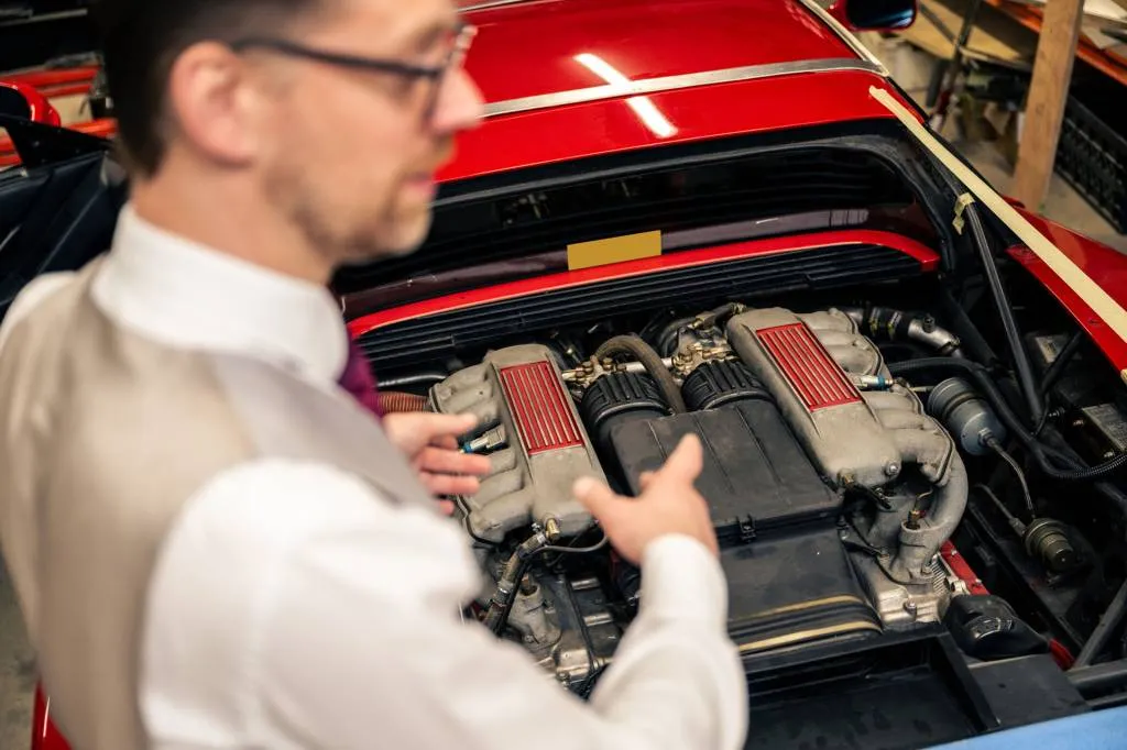 Ferrari Testarossa targa conversion at Niels van Roij Design