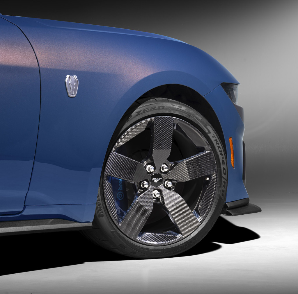 2024 Ford Mustang Dark Horse carbon-fiber wheels