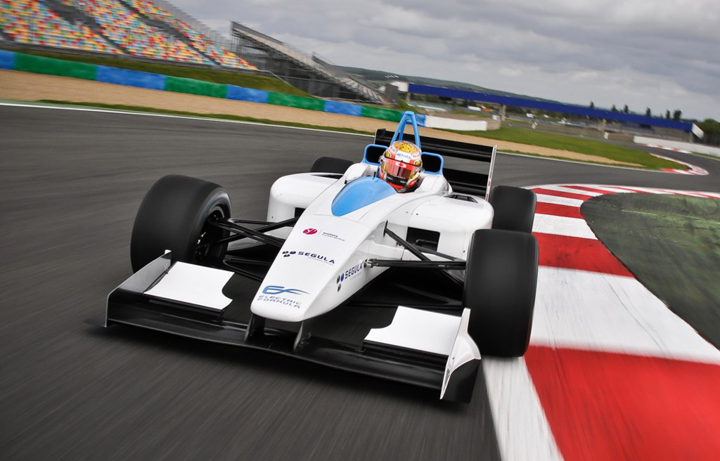 London's Olympic Park To Be Venue For Electric Car Race Series?