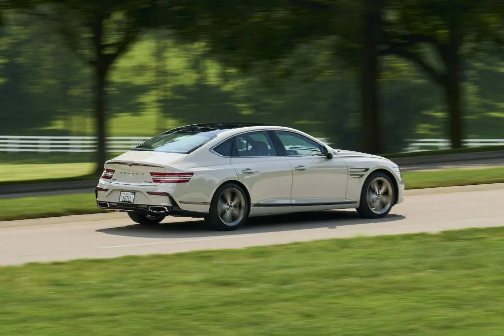 2025 Genesis G80