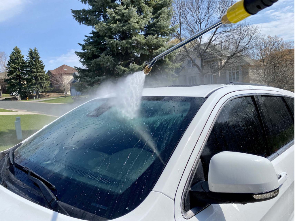 How to wash a car like a pro