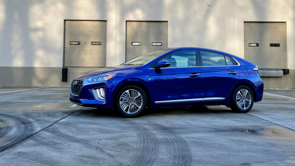 Hyundai Ioniq Plug-In Hybrid - January 2021