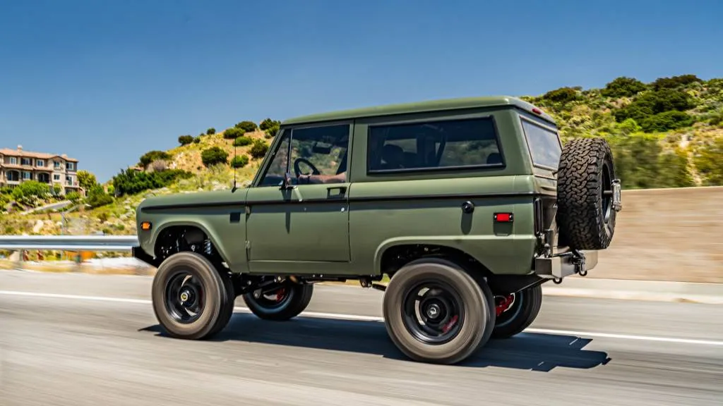 Icon New School Edition 1975 Ford Bronco