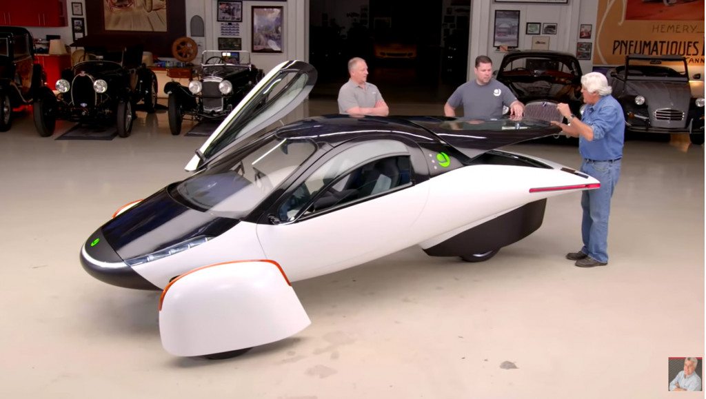 Jay Leno checks out a prototype for Aptera's 1,000-mile electric vehicle
