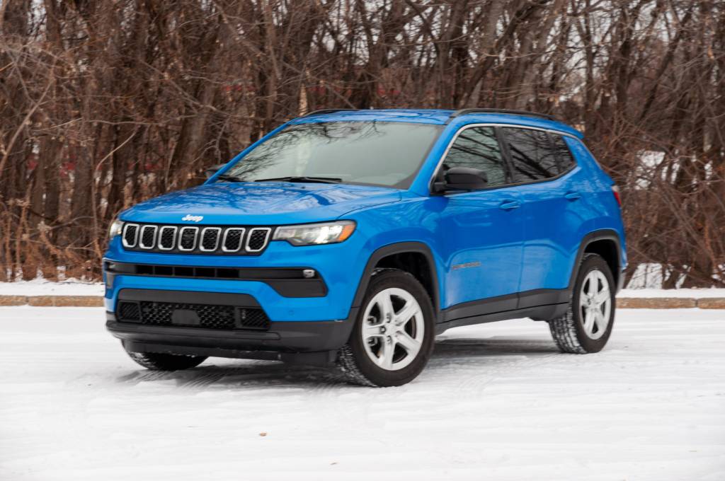 Test drive: Jeep Compass aims too high - Vimarsana News