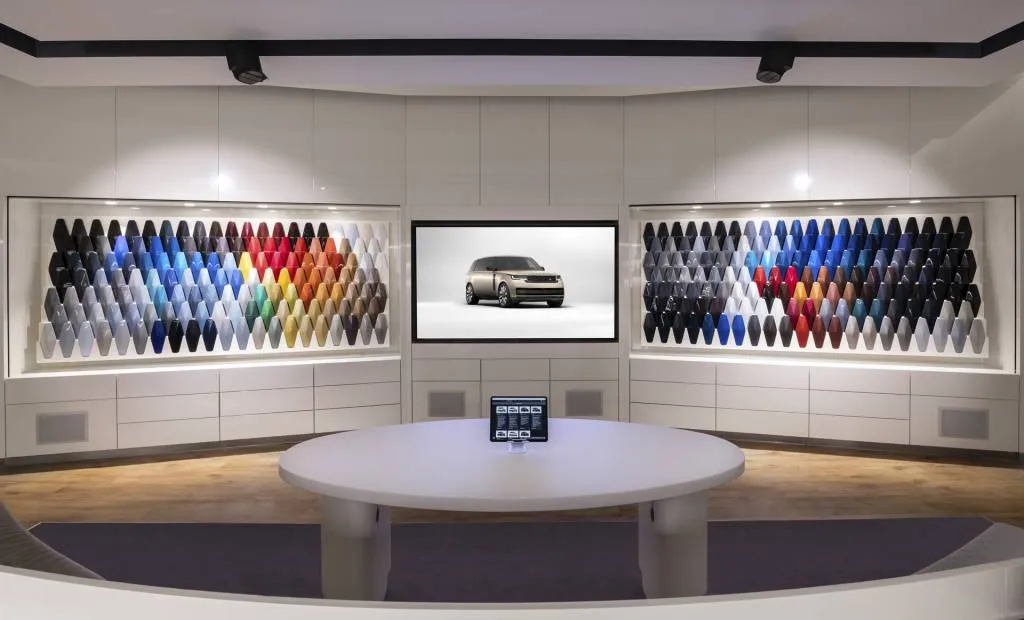 JLR's SV Bespoke personalization service