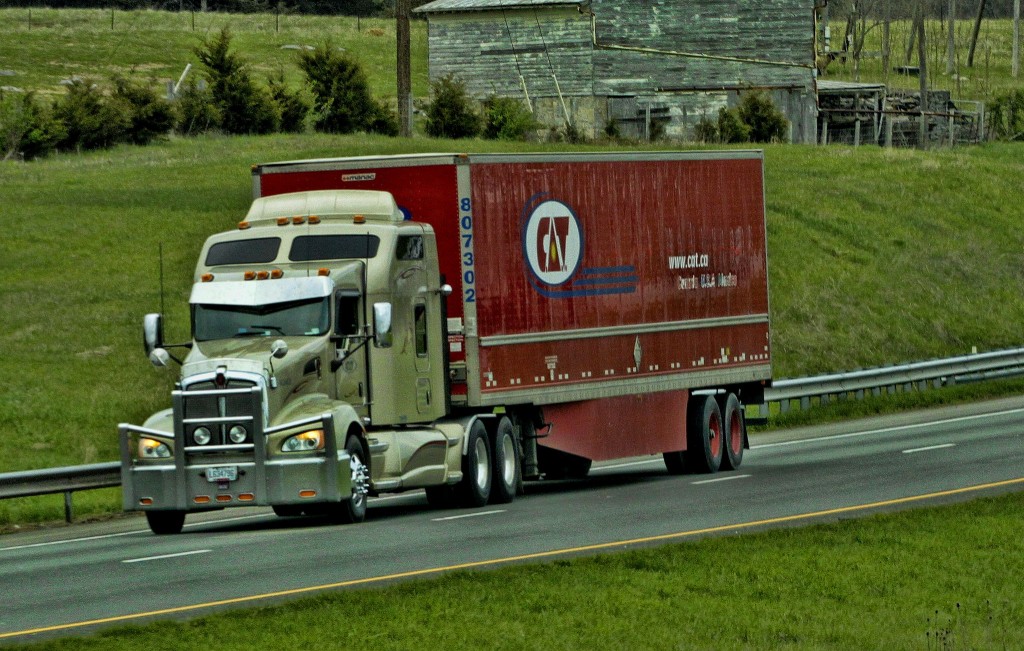 Should big-rigs be speed-limited? lead image