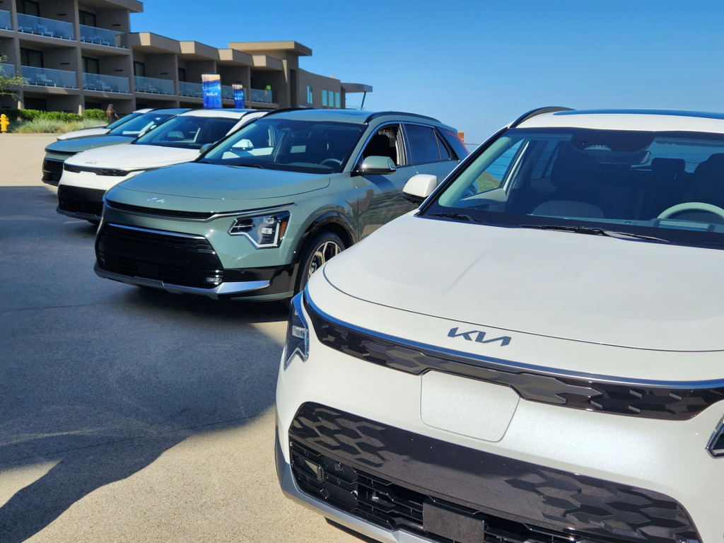 2023 Kia Niro Hybrid, PHEV, and EV up their effectivity credentials