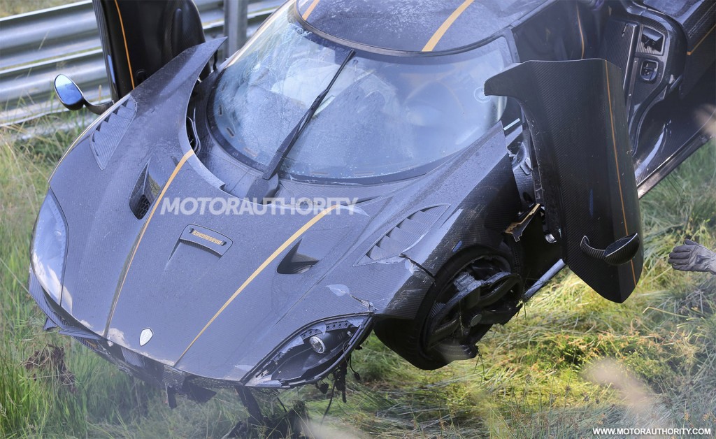 koenigsegg-one1-crash-on-the-nrburgring--image-via-s-baldauf-sb-medien_100558563_l.jpg