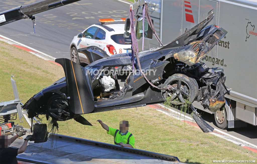 koenigsegg-one1-crash-on-the-nrburgring--image-via-s-baldauf-sb-medien_100558569_l.jpg