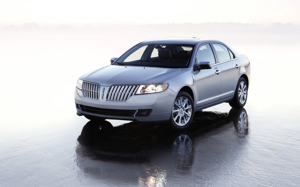 2010 Lincoln MKZ Revealed lead image