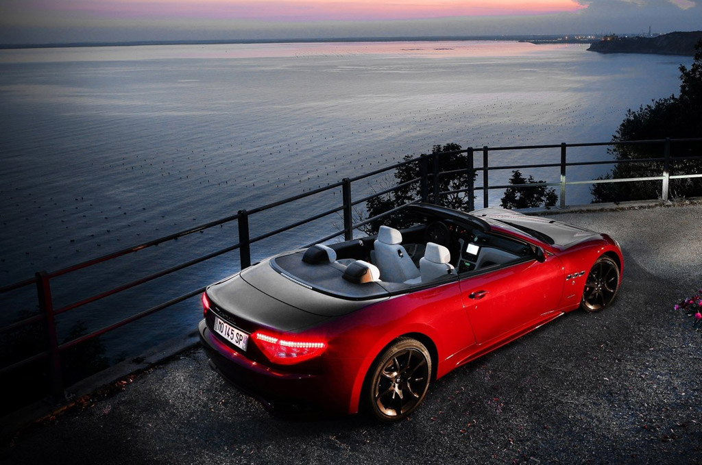2012 Maserati GranTurismo Convertible Sport