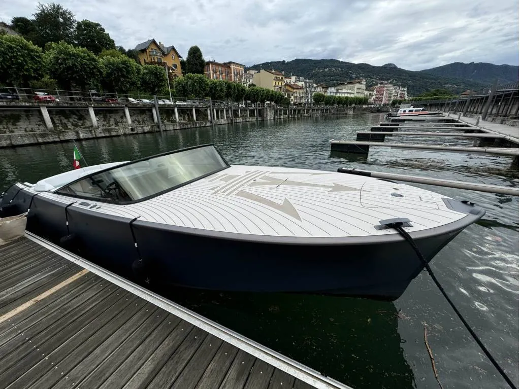 Maserati Tridente electric boat