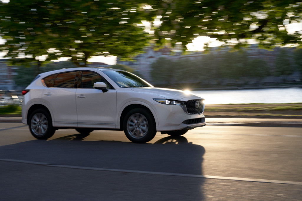 2022 Mazda CX-5 can cost $800 less or $1,200 more than outgoing model