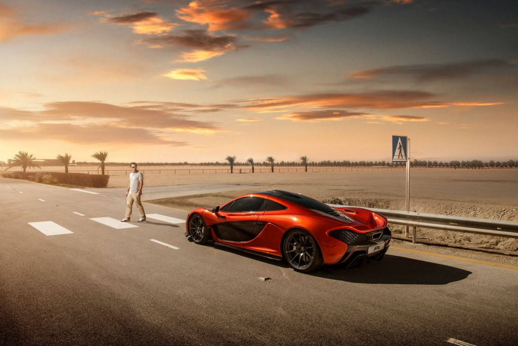 McLaren's P1 prototype at the Bahrain International Circuit - image: McLaren