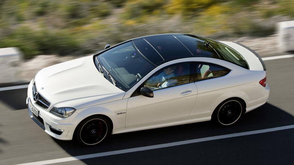 12 Mercedes Benz C63 Amg Coupe Preview